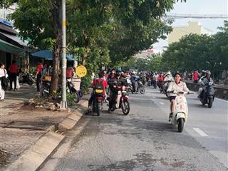 Cho thuê mặt bằng kd đối diện trường thcs nguyễn trung trực ở lê thị riêng rộng 4x18m có wc riêng