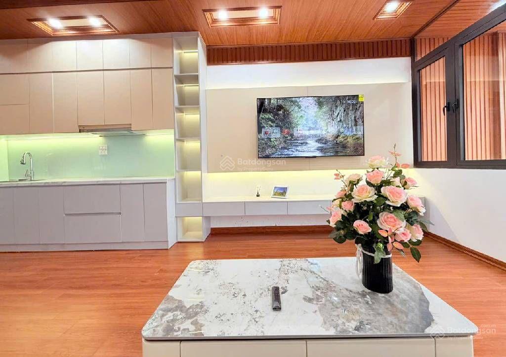 Bán nhà liền kề văn khê, 50m2 x 7 tầng, thang máy, nội thất full đẹp ở ngay, giá chỉ 17.8 tỷ (ctl)