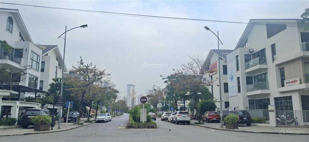 Aeon mall hà đông, căn góc mặt đường lớn dt70m2, thang máy, vị trí vàng kinh doanh đỉnh, ở sướng
