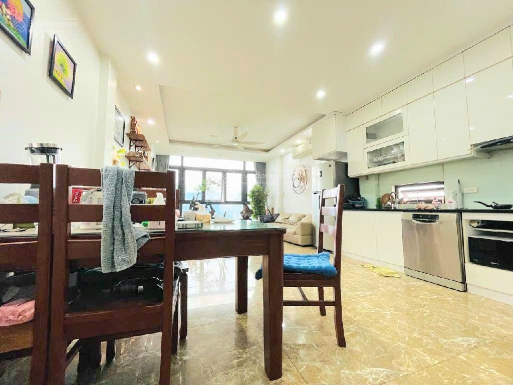 Bán nhà liền kề cạnh aeon mall hà đông  dân xây 7 tầng thang máy mặt tiền 4.8m, dt50m2, 18.2 tỷ