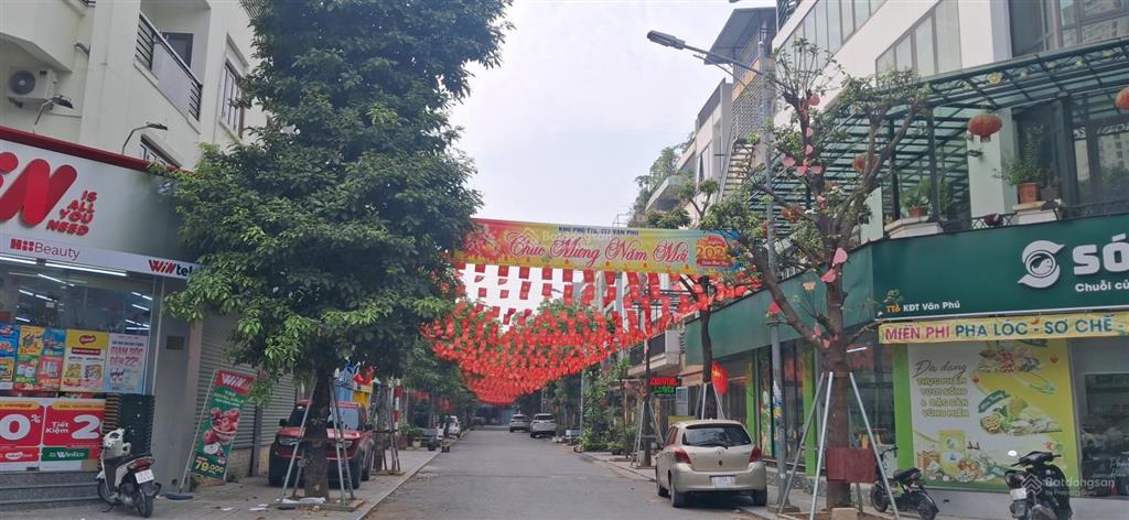 Văn phú chỉ 18,5 tỷ liền kề nhà đẹp 70m² x 5 tầng ngay tháp đồng hồ văn phú