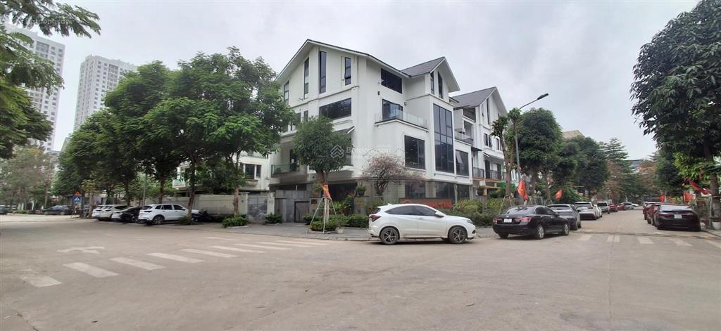 Chính chủ gửi bán căn btnv 160m2, 29.35 tỷ tại geleximco lê trọng tấn, dương nội