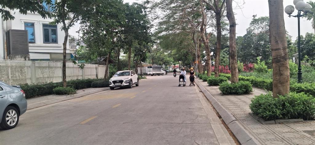 Siêu phẩm liền kề dương nội, 90m2, view công viên thoáng mát, ở làm văn phòng tuyệt đẹp