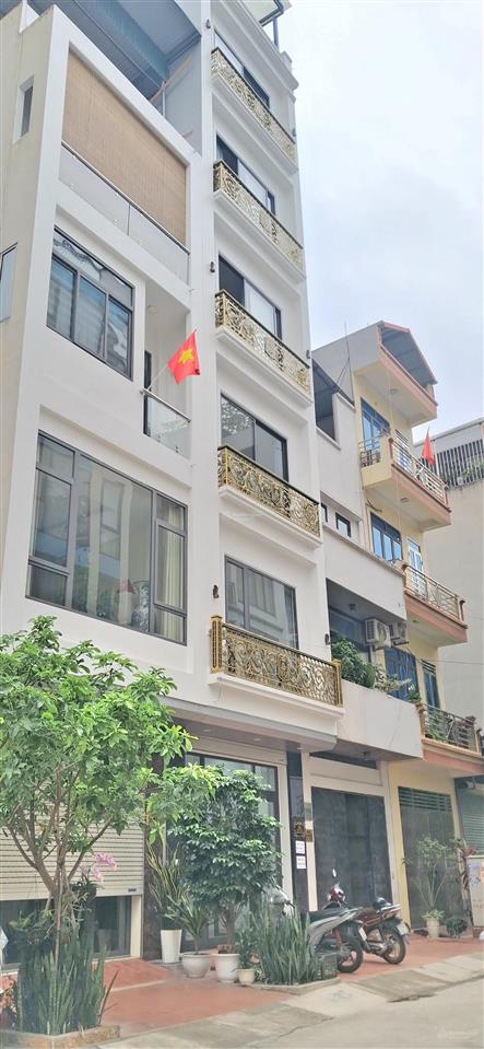 Siêu phẩm la khê hà đông 7 tầng thang máy, vỉa hè thoáng đường lớn, kinh doanh tốt, ở thích