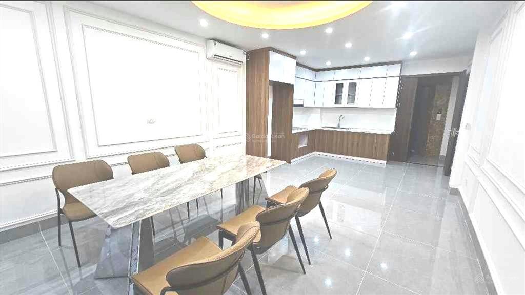 Bán gấp nhà khu đg ngô thì nhậm, 45m2, thang máy, nội thất full ở ngay