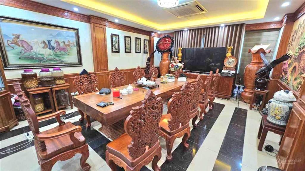 Chính chủ cần bán gấp liền kề dương nội, 55m2, mt5m x 7 tầng dân xây, nội thất full ở ngay