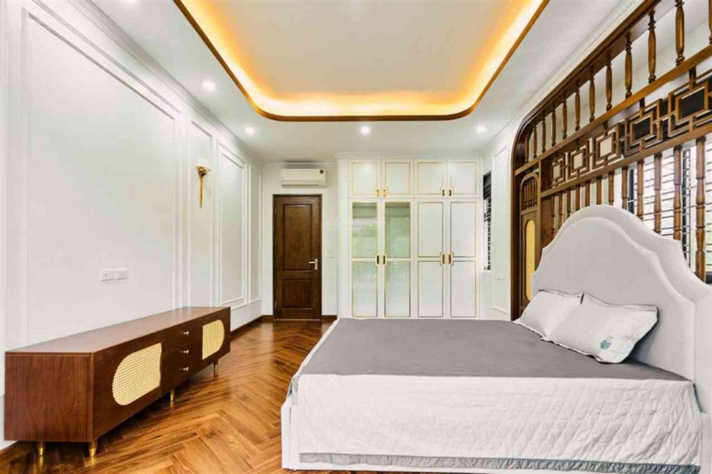 Geleximco lô góc biệt thự nv đẹp long lanh, vị trí đỉnh, 120m2, 26,5 tỷ, chủ cần bán nhanh