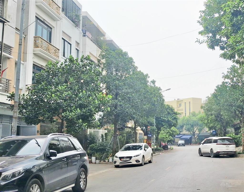 Chỉ 16.tỷ sở hữu liền kề 70m2 ngay tháp đồng hồ văn phú  chủ cần bán nhanh
