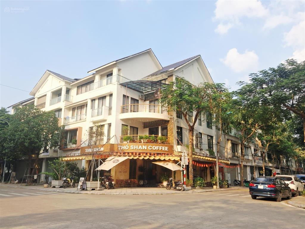 Bán biệt thự geleximco khu c | 260m2 | mặt tiền 13m | 53 tỷ | chủ cần bán nhanh