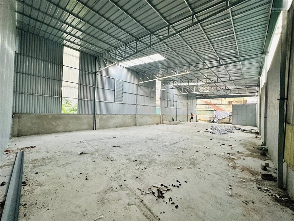 Cho thuê kho đan khê di trạch 250m 10tr