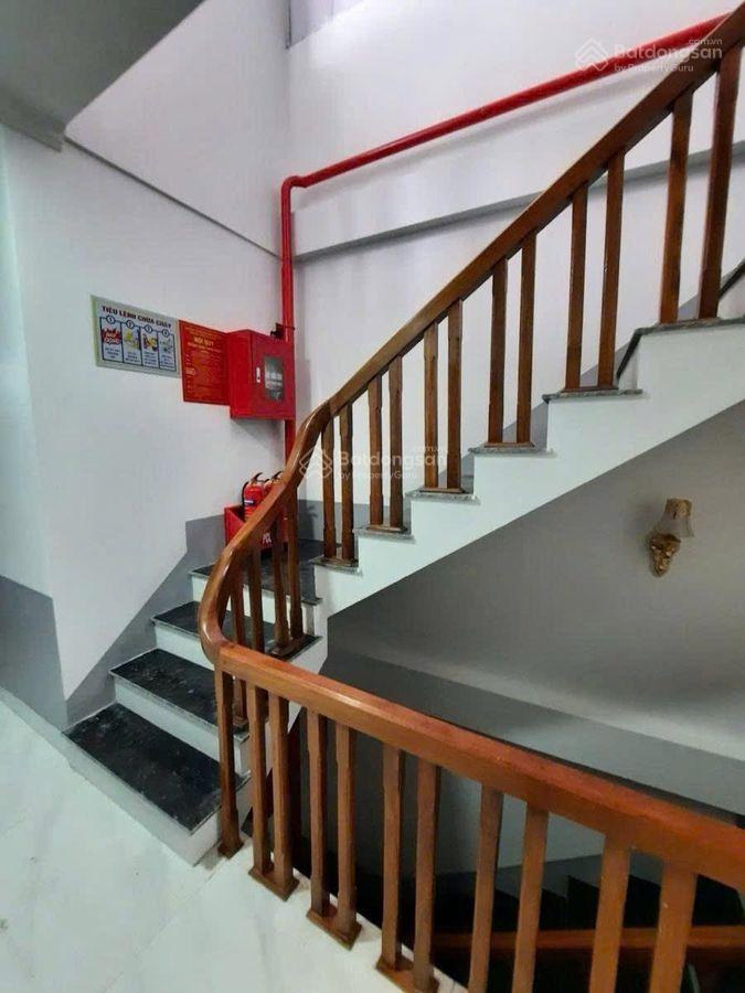 Bán ccmn 30 phòng, đường nguyễn khang, cầu giấy, dt 105m2 mt 5.6m 7 tầng, đủ pccc, gpxd, 29.4 tỷ