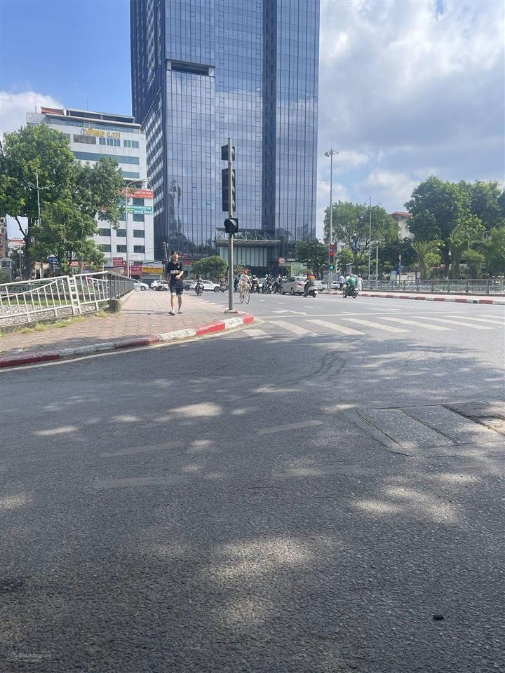 Bán ccmn 30 phòng, đường nguyễn khang, cầu giấy, dt 105m2 mt 5.6m 7 tầng, đủ pccc, gpxd, 29.4 tỷ