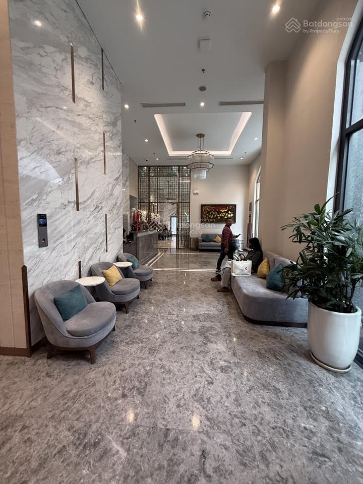 Bán cc cao cấp lô góc, 2pn 2vs dt 75m2, the gloria by silk path, 8 nguyên hồng, giá 12.8 tỷ