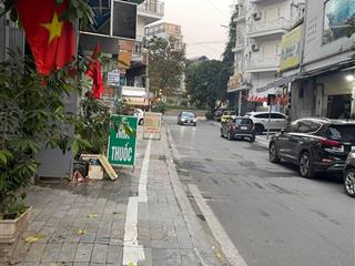 Bán nhà lạc long quân  thụy khuê, dt 76m2, mt 6m, phân lô, ngõ ô tô đỗ, gần chợ bưởi, ở hoặc kinh