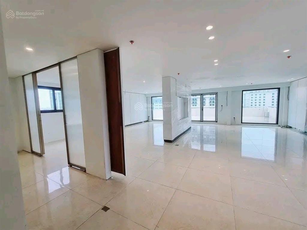 Bán tòa vp phố thọ tháp, cầu giấy, dt 212m2 mt 12.5m, lô góc, có hầm + thang máy, 133 tỷ