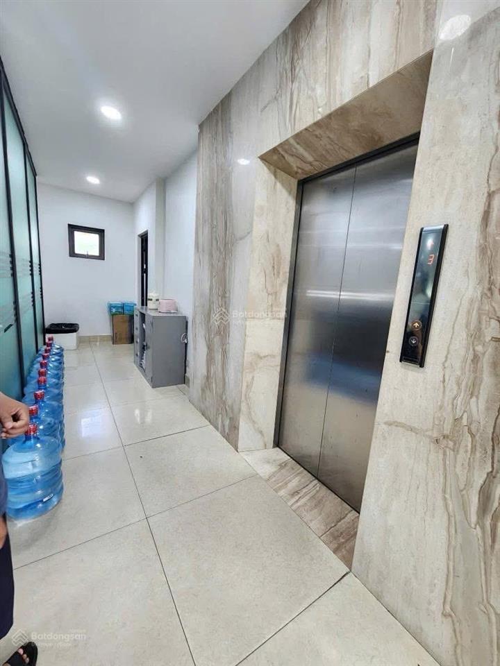 Bán tòa vp phố thọ tháp, cầu giấy, dt 212m2 mt 12.5m, lô góc, có hầm + thang máy, 133 tỷ
