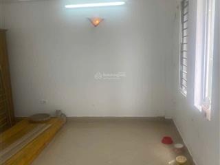 Cho thuê nhà riêng đẹp, 35 m2, 3,5 triệu, tại ngách 43/140 số nhà 16, cổ nhuế 2, quận bắc từ liêm