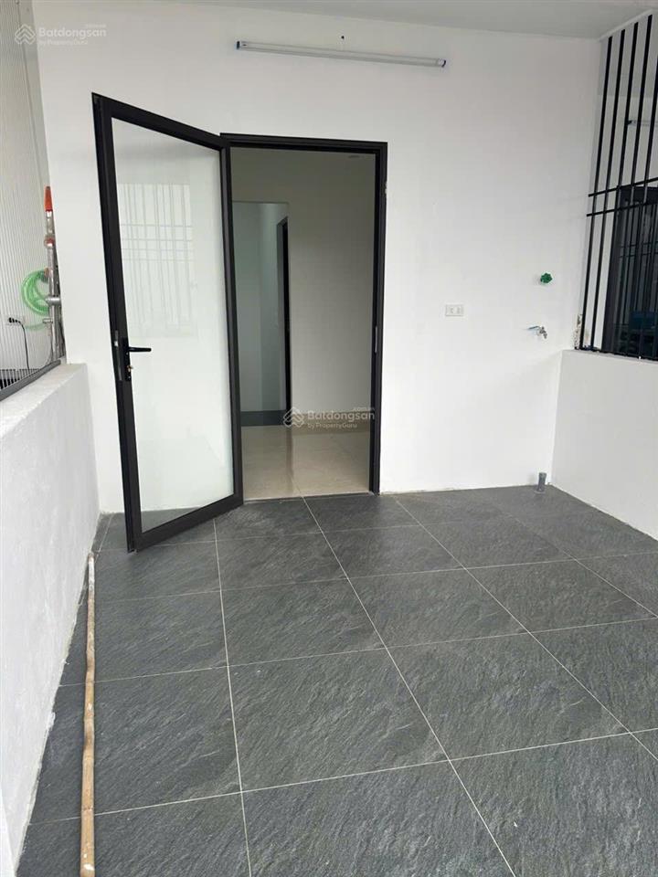 Tôi chính chủ bán nhà 5 tầng xây mới phố cổ quận long biên