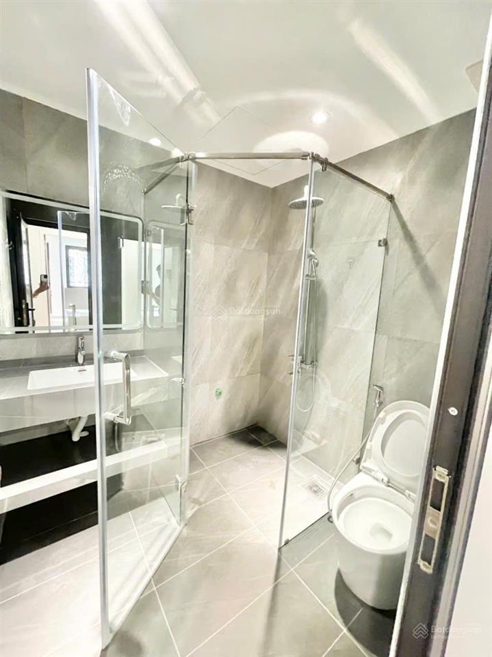 Cho thuê 1n1k, 2n1k mới cứng tại hoàng quốc việt, cầu giấy.