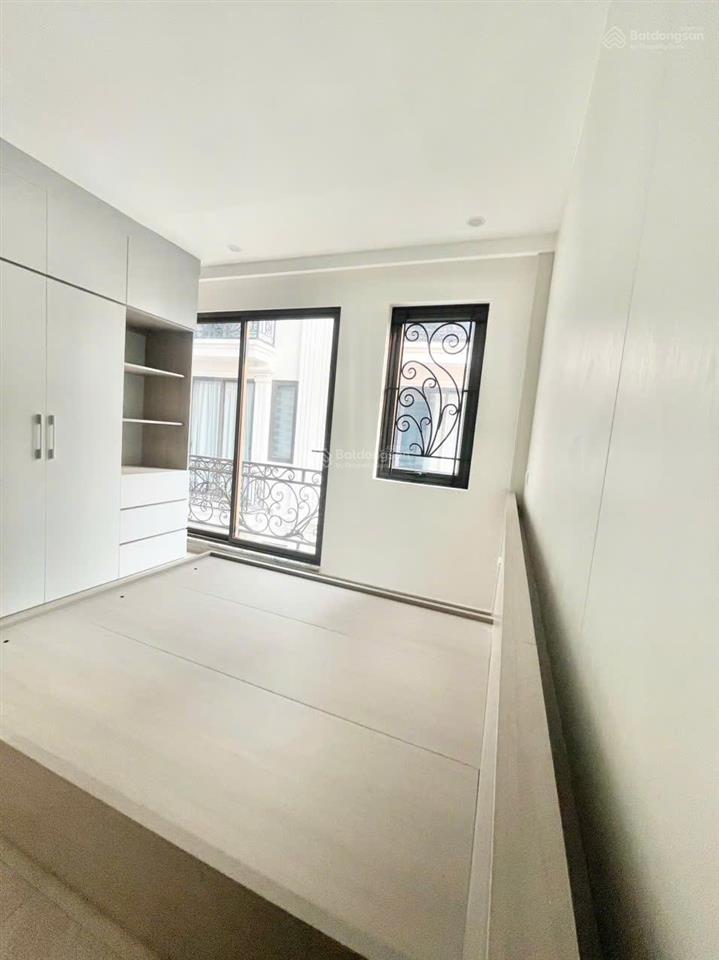 Cho thuê 1n1k, 2n1k mới cứng tại hoàng quốc việt, cầu giấy.