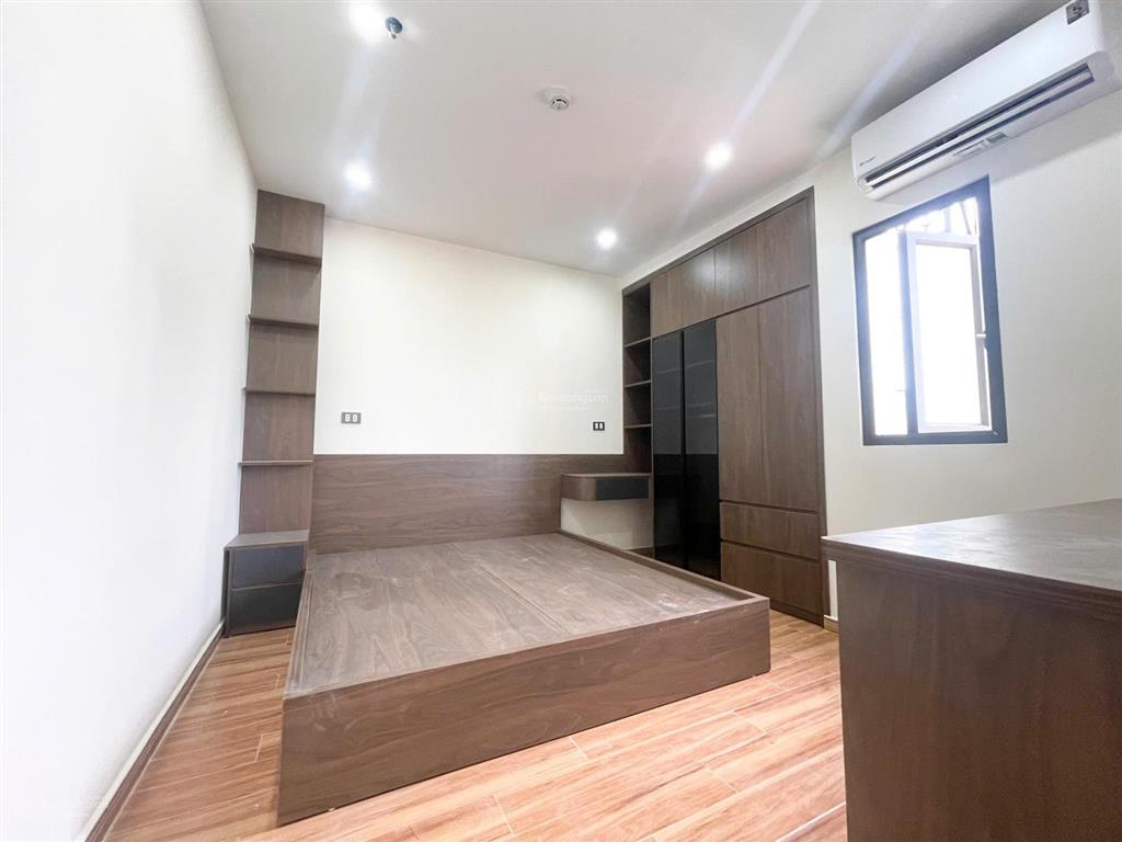 Căn 1n1k mới cứng ở được luôn tại 49 xuân la, tây hồ. đầy đủ nội thất, ngay cạnh hồ tây