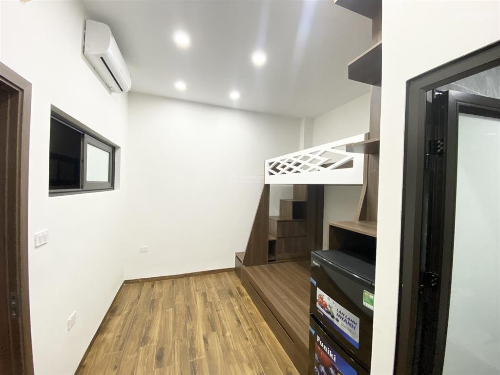 Phòng mới cứng ở cuối đường hồ tùng mậu, đã đầy đủ nội thất, ở được 2  3 bạn