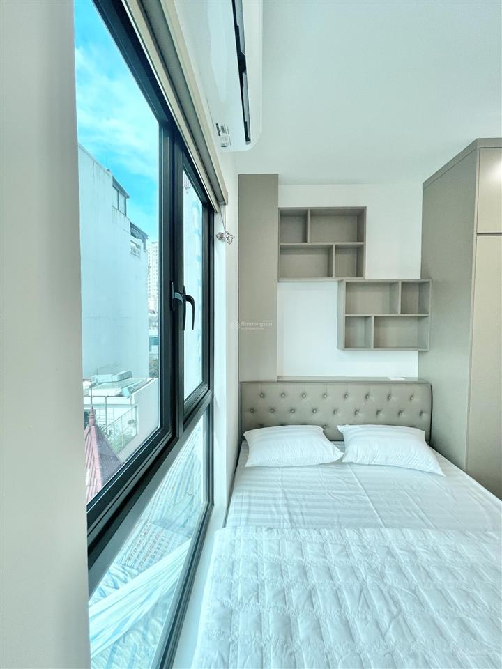 Cho thuê 2n1k mới cứng tại 106 hoàng quốc việt. nhà mới cứng ở được luôn, oto đỗ cửa.