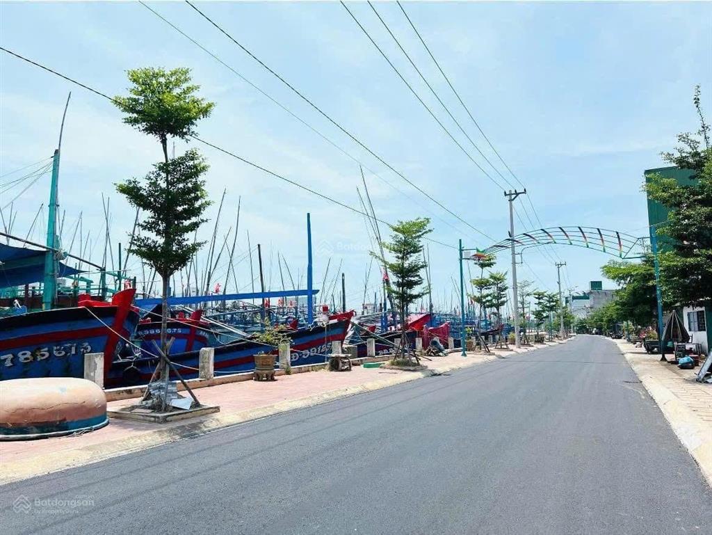 Cần bán bất động sản dòng tiền 50tr/tháng. kho cấp đông, kho lạnh