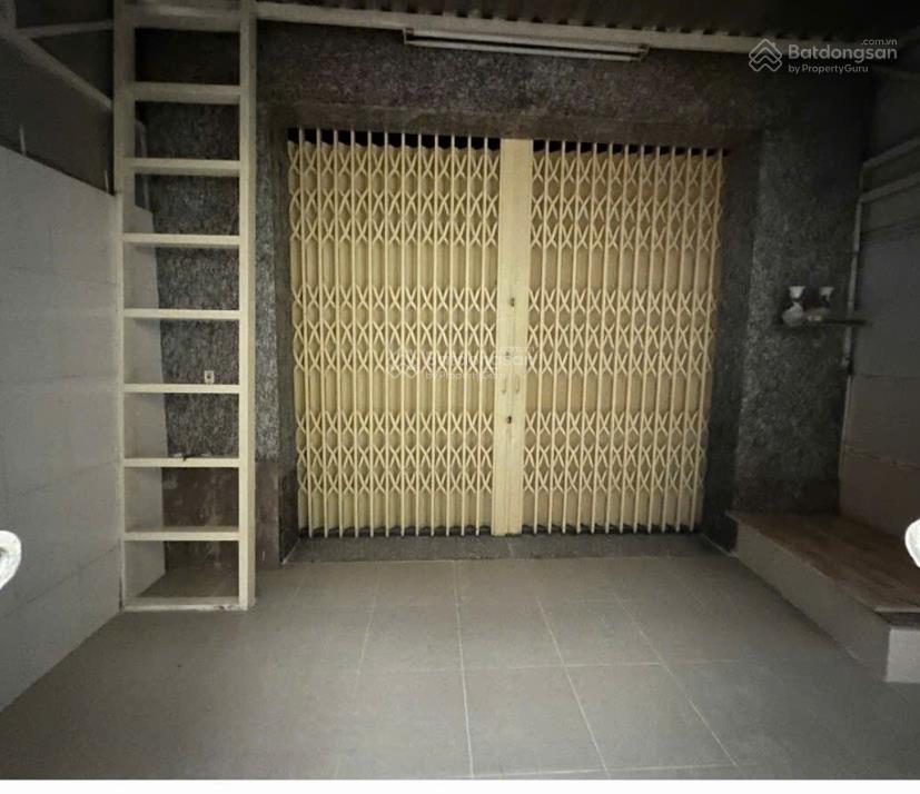 Cho thuê nhà cấp 4 hẻm 331 vườn lài, phú thọ hòa 2 phòng ngủ, 10tr/tháng