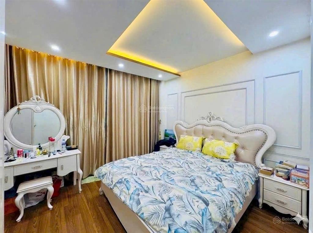Cc bán nhà 6 tầng đường lê hồng phong, mặt đường 22m  kinh doanh & ở đỉnh