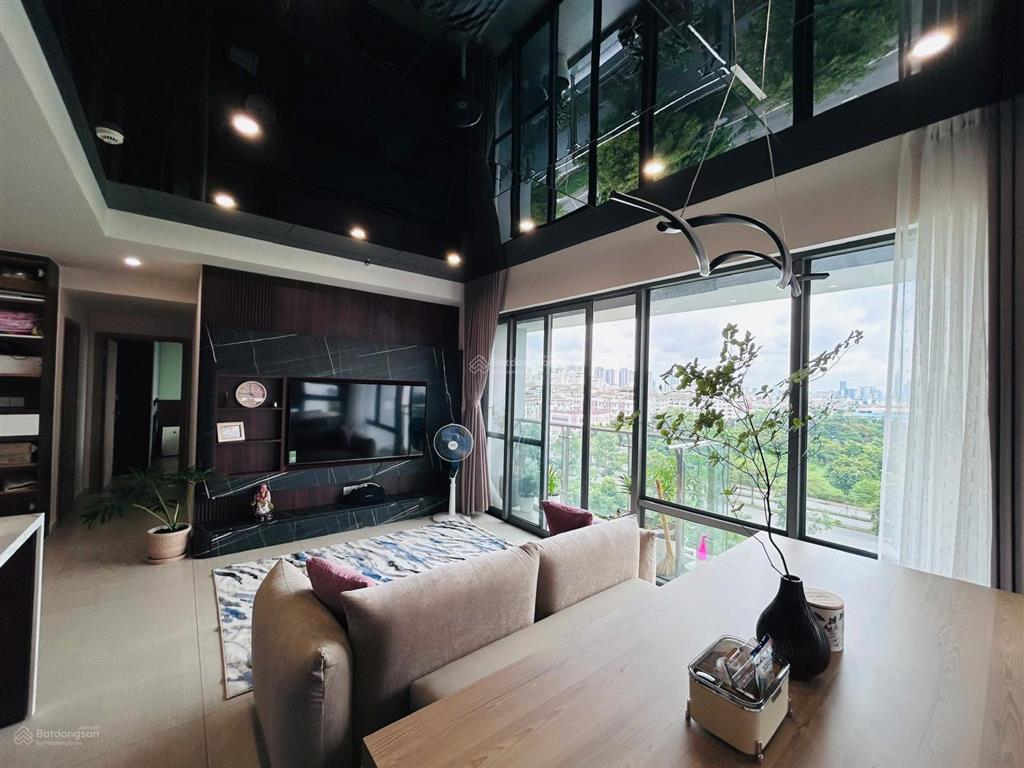 Bán căn hộ chung cư urban hill, 8,8 tỷ, 78 m2, 2pn, 2wc, đầy đủ nội thất cao cấp, ô xe hầm.