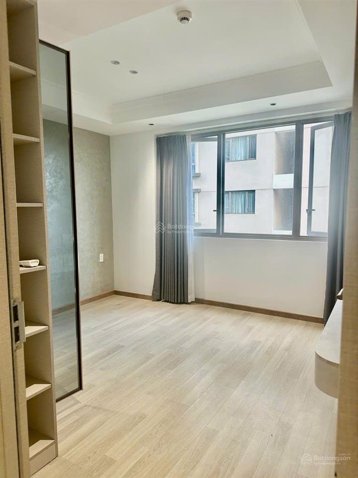 Bán căn hộ chung cư tại chung cư hưng phúc, 9,3 tỷ, 97 m2, 3pn, 2wc  đầy đủ nội thất, ô xe hầm