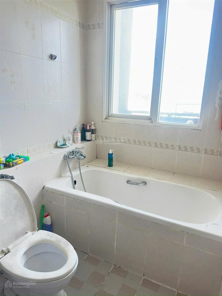 Cần bán rất gấp căn hộ chung cư phú mỹ, 4,7 tỷ, 97m2, hàng hiếm tại hoàng quốc việt, q7, tp.hcm