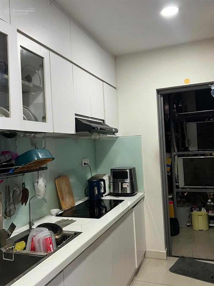 Bán gấp căn hộ chung cư urban hill, 78m2, 2pn, 2wc, đầy đủ nội thất. giá chỉ 7,3 tỷ.  0909 715 ***