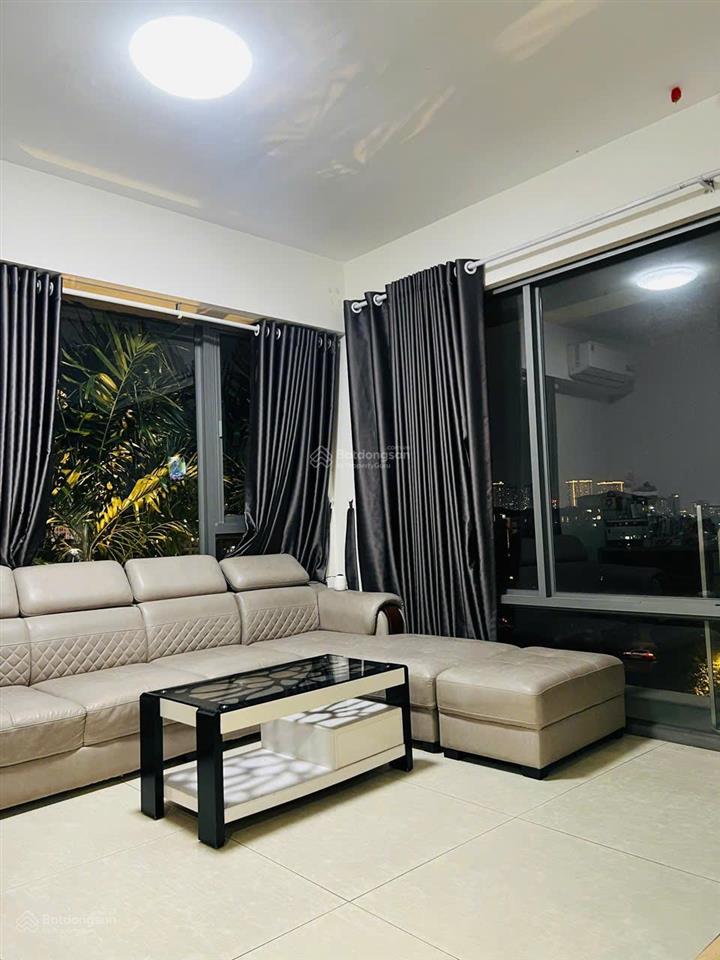 Bán gấp căn hộ chung cư urban hill, 78m2, 2pn, 2wc, đầy đủ nội thất. giá chỉ 7,3 tỷ.  0909 715 ***