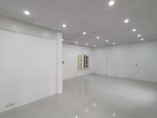 2 căn độc lập tầng 1 & 3 trung tâm phố cổ tiện dụng làm văn phòng, showroom, studio, worshop, hay ở