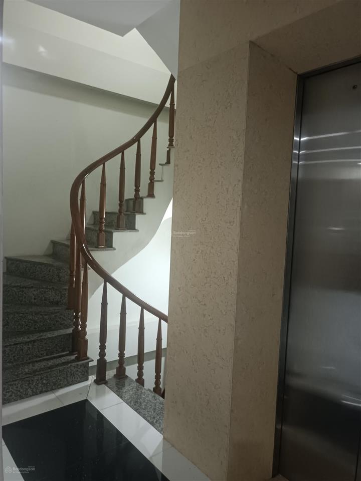 Chính chủ cần bán nhà kđt mỗ lao mặt đường 13m, 50m2 mặt tiền 6,2m xây 5 tầng có thang máy