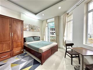 Studio ban công full nội thất trung tâm quận 10 gần vòng xoay lý thái tổ