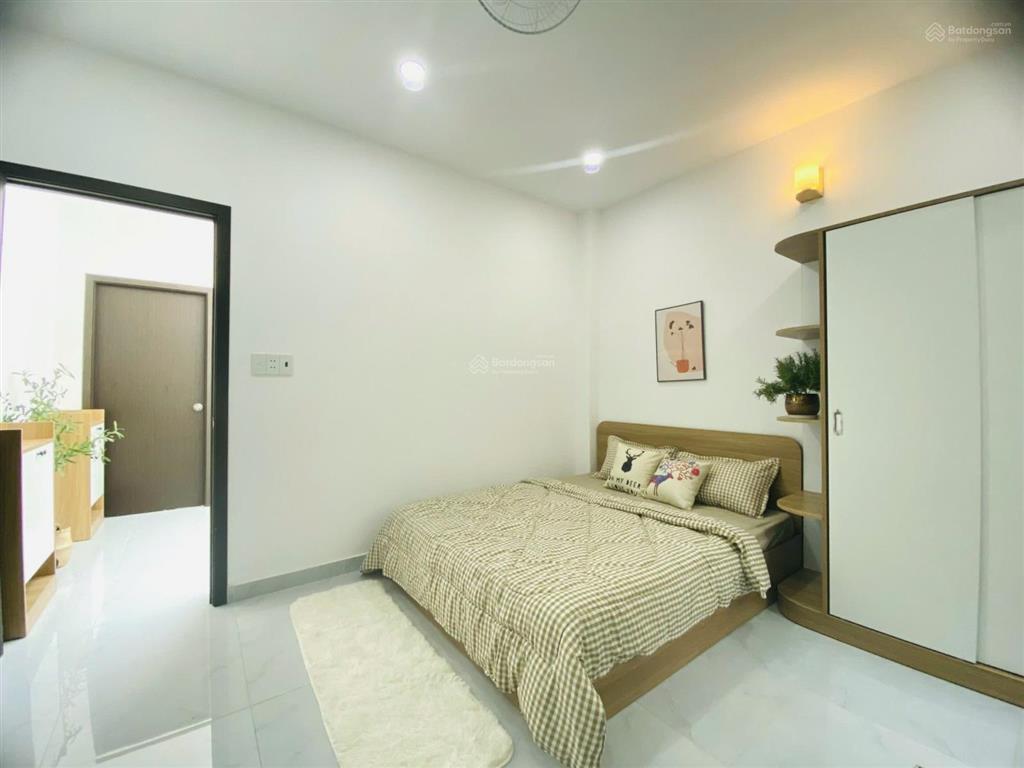 Căn hộ cao cấp máy giặt riêng thang máy hoàng sa  trường sa quận 3