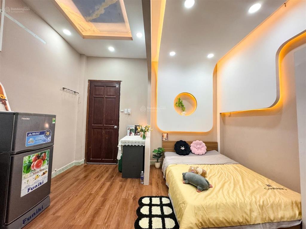 Phòng cao cấp thang máy, bảo vệ ngay nhà thi đấu phú thọ, đh bách khoa quận 10
