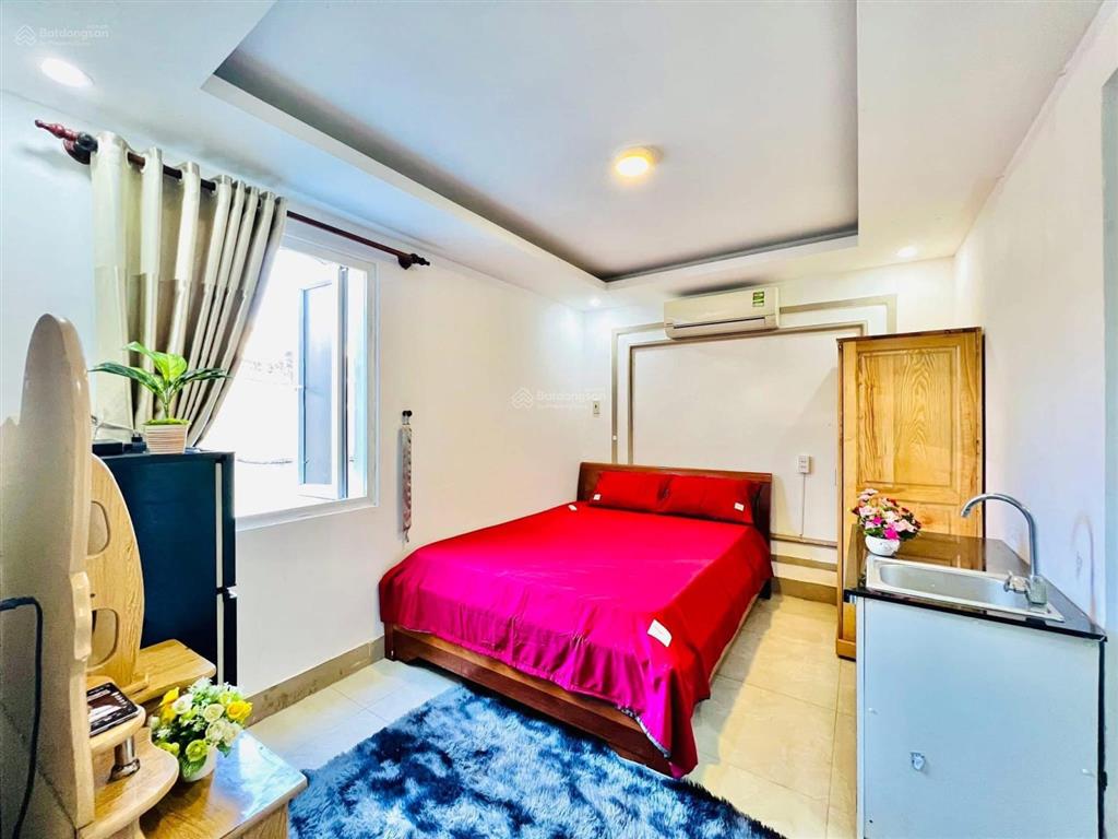 Phòng đẹp giá rẻ 3tr thang máy ngay cc phúc yên tân bình