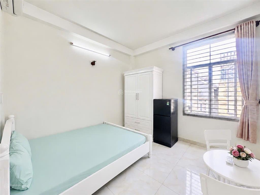 Phòng cao cấp giá tốt đường 3 tháng 2 gần cầu vượt y hình 100% quận 10