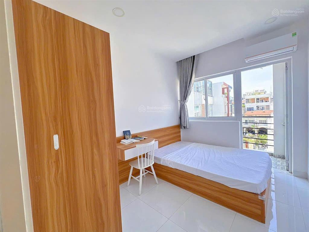 Căn hộ 2pn ban công 45m2, thang máy, ngay nguyễn phúc chu giao trường chinh