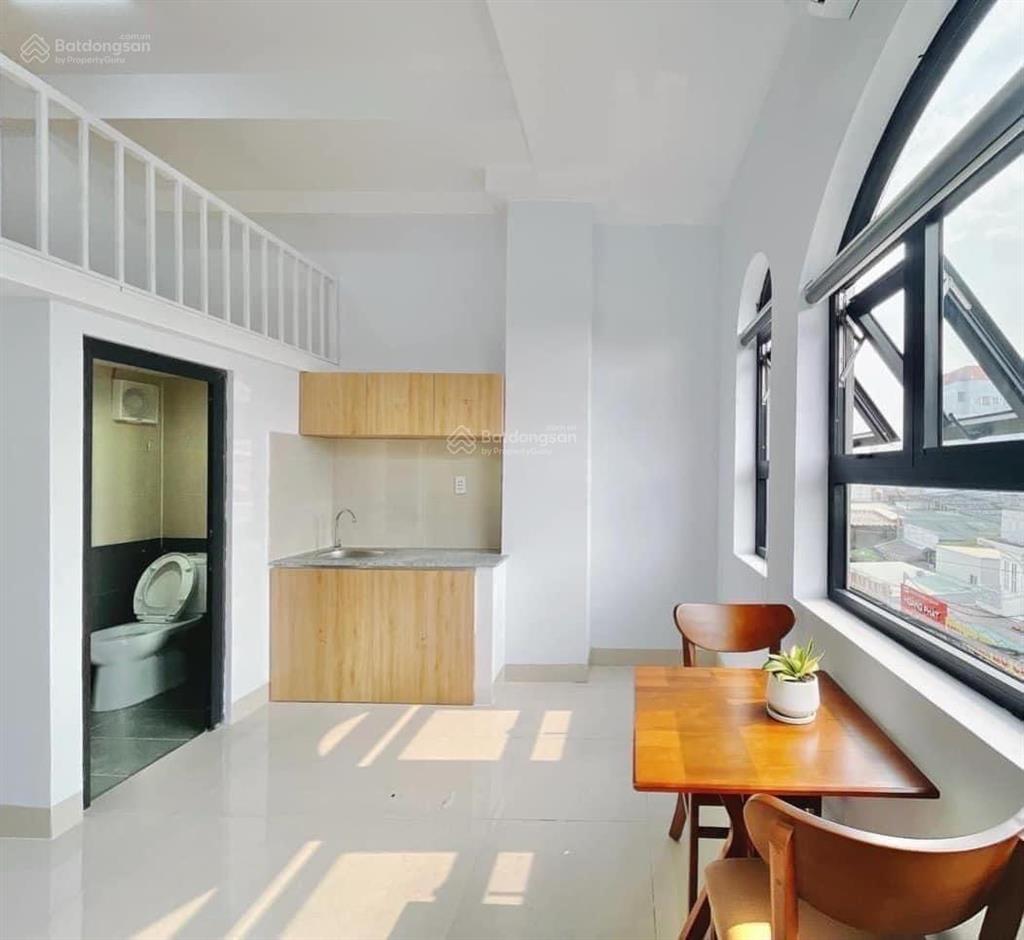 Phòng duplex 35m2 full nội thất có thang máy gần công viên làng hoa gò vấp