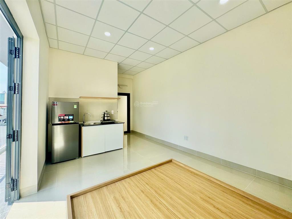 Căn hộ cao cấp ban công 30m2 ngay coopmart hòa bình, 2p đầm sen nước