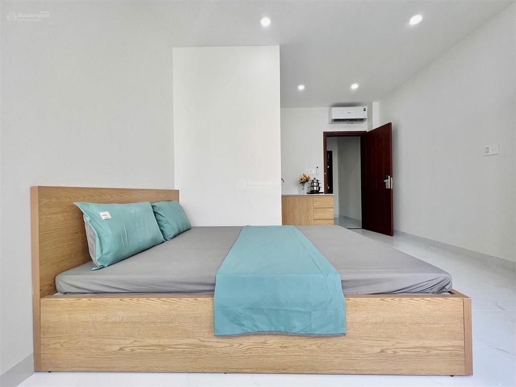 Phòng cao cấp 30m2 thang máy, y hình 100% ngay chợ an nhơn gò vấp
