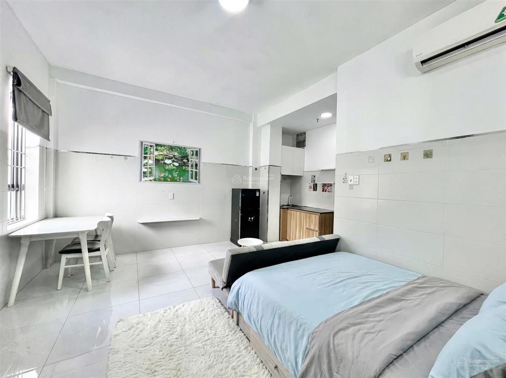 Phòng ánh sáng trực tiếp có thang máy full nội thất trường chinh giao nguyễn phúc chu