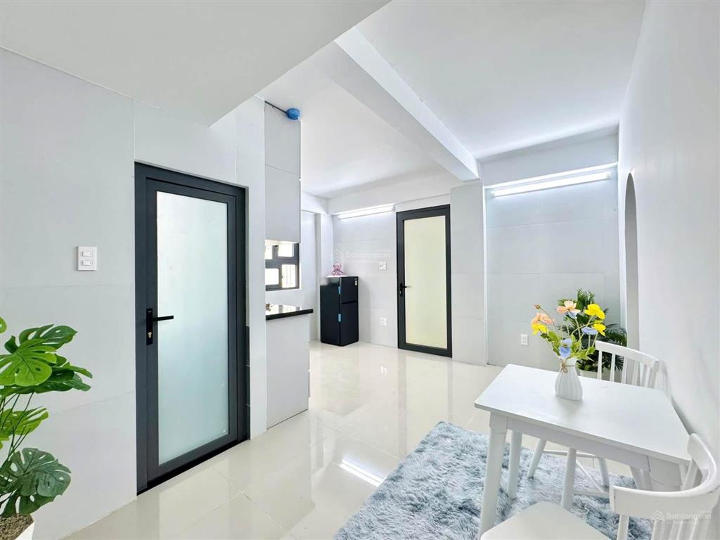 Phòng ánh sáng trực tiếp như hình full nội thất trường chinh giao phan huy ích