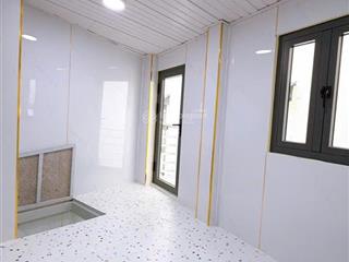 Nhà 3 tầng , bến vân đồn , full mới , giá 1.75 tỷ.