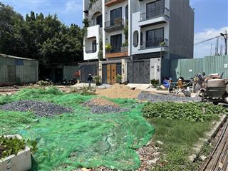 Bán đất dt 57m2(4x14.2m) giá tốt nhất kv 4tỷ650 hẻm xe hơi đs24kế vđ2